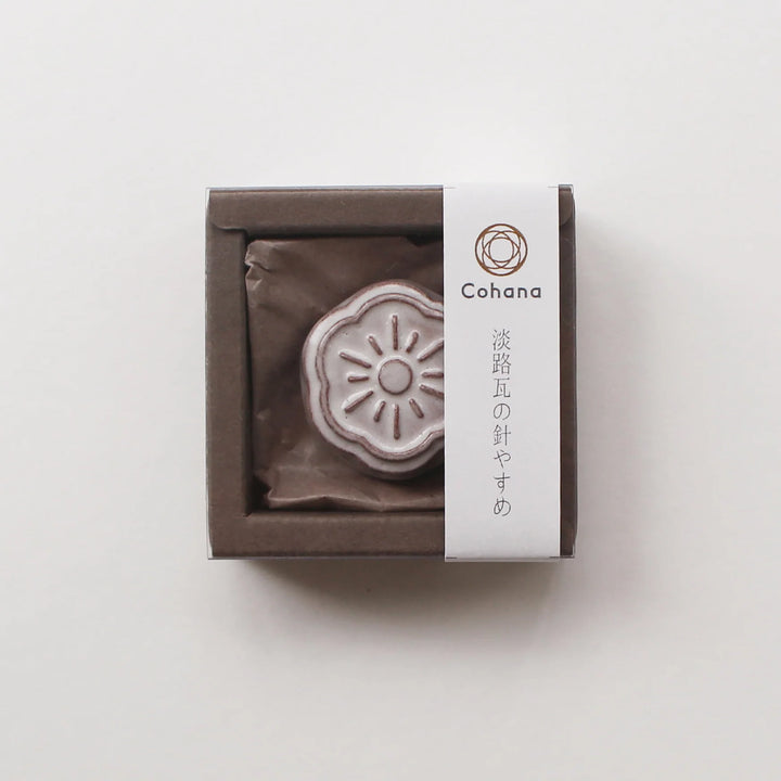 Cohana Awaji Kawara Magnetic Needle Rest
