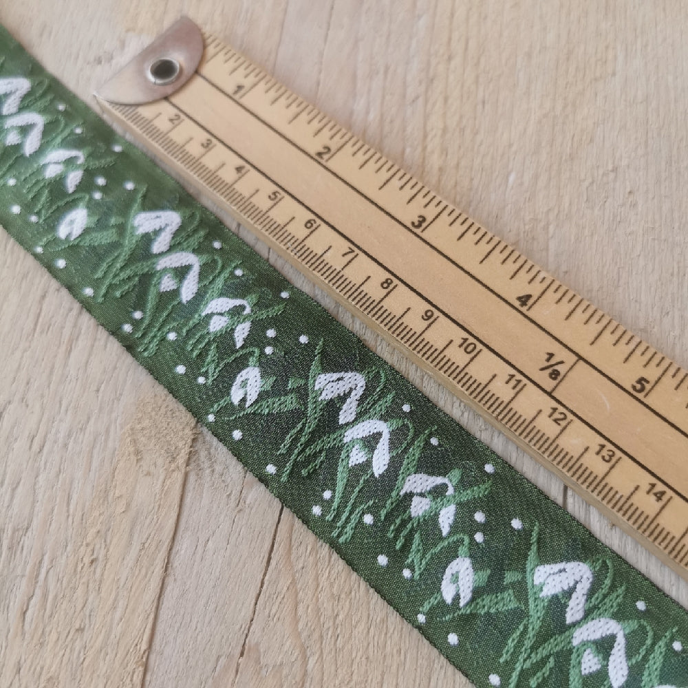Kafka Snowdrop Ribbon 30mm wide - per 50cm length