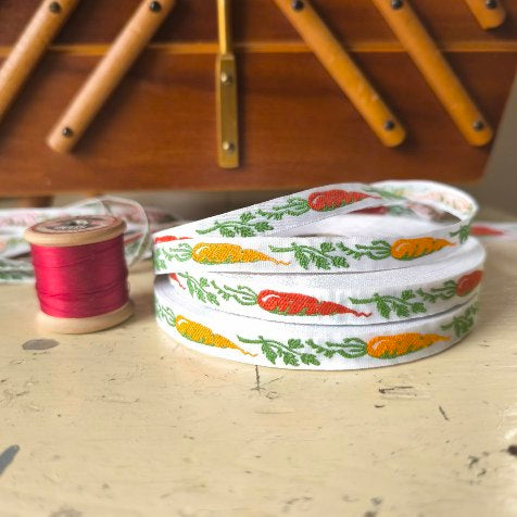 Kafka Carrot ribbon - 10mm wide - per metre