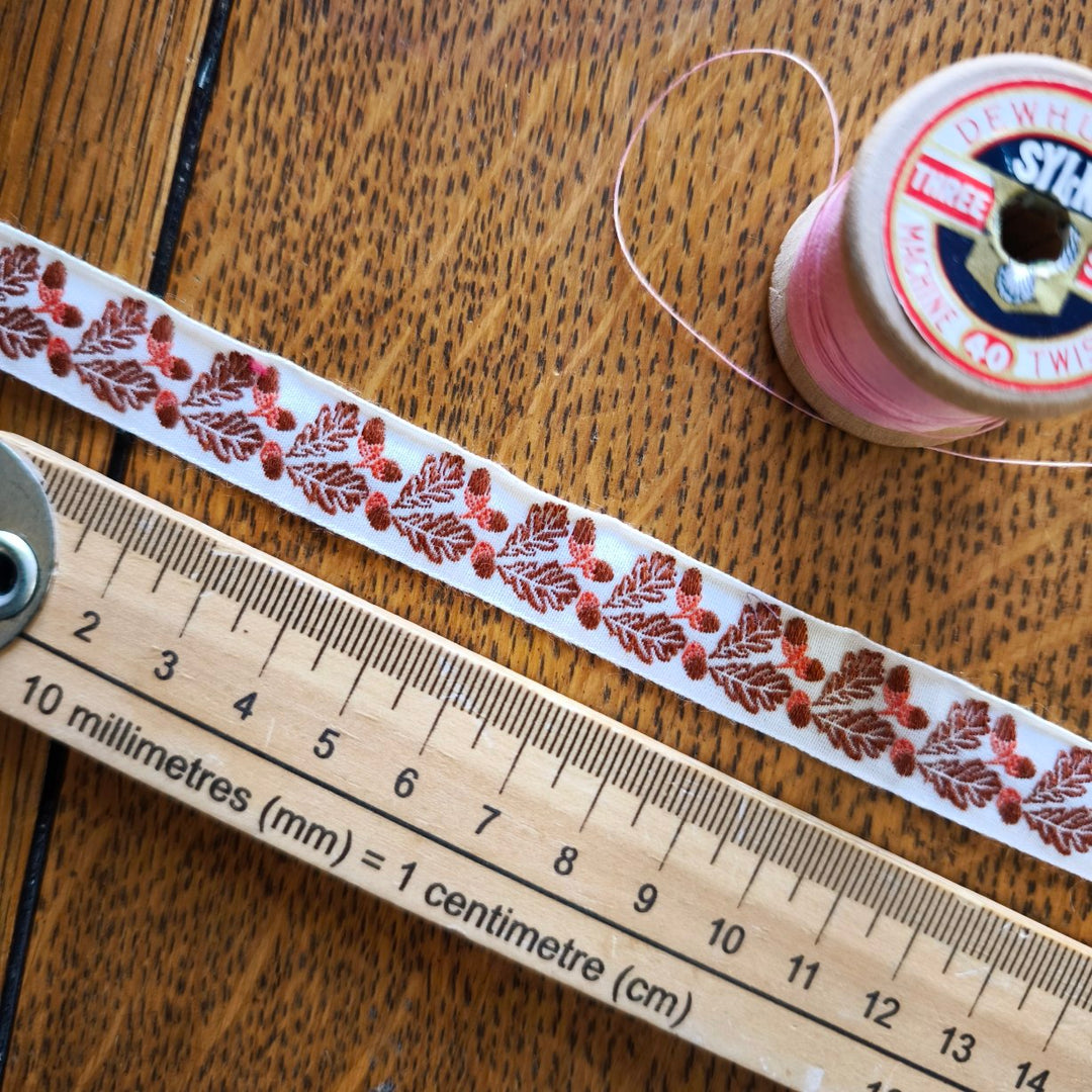 Kafka Acorn Ribbon - 15mm wide - per metre