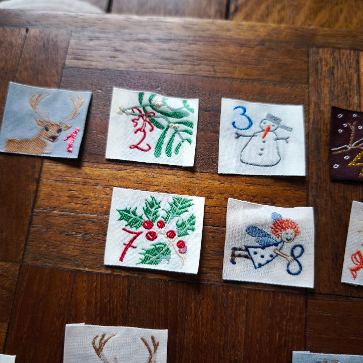 Kafka Ribbon - set of festive numbers