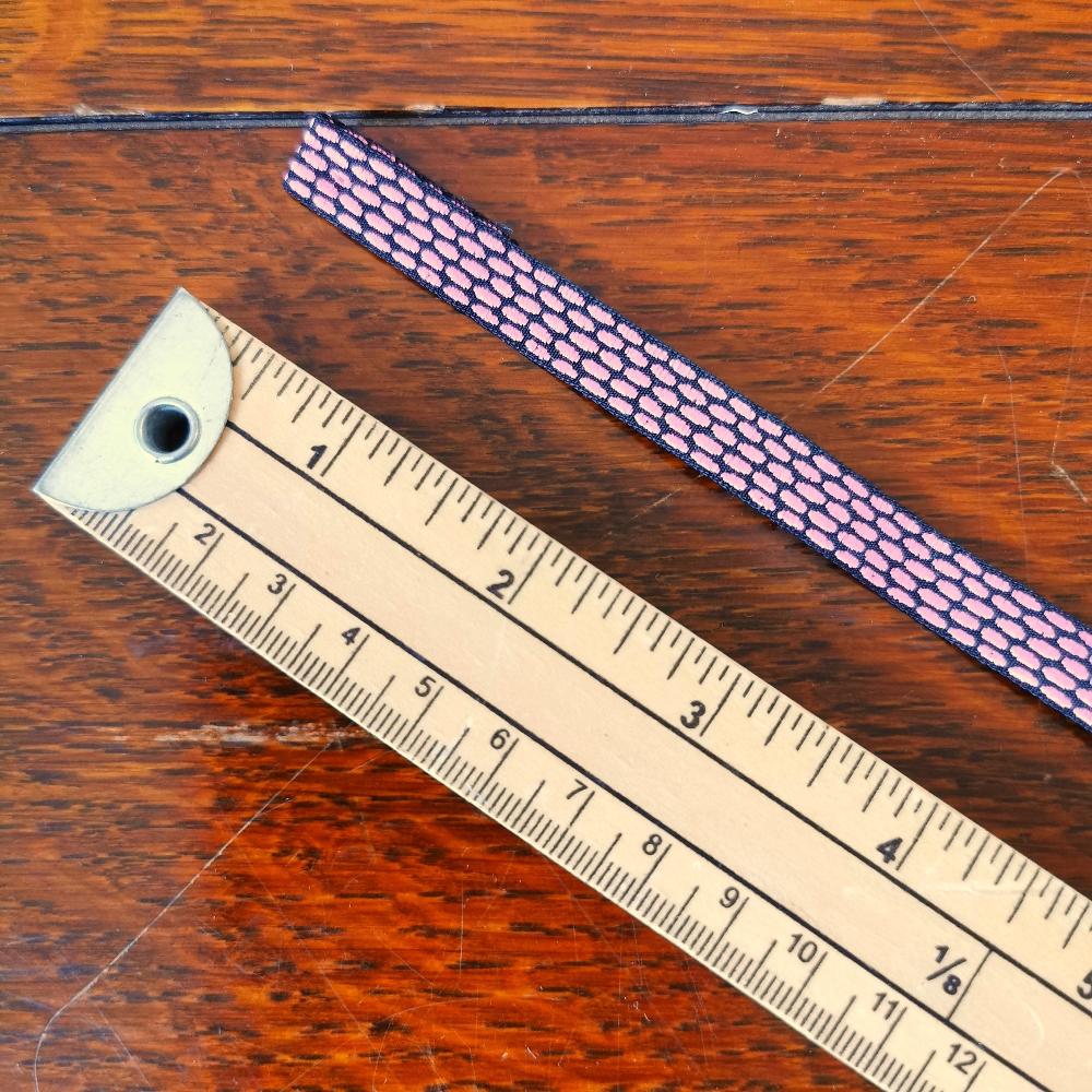 Kafka Ribbon running stitch