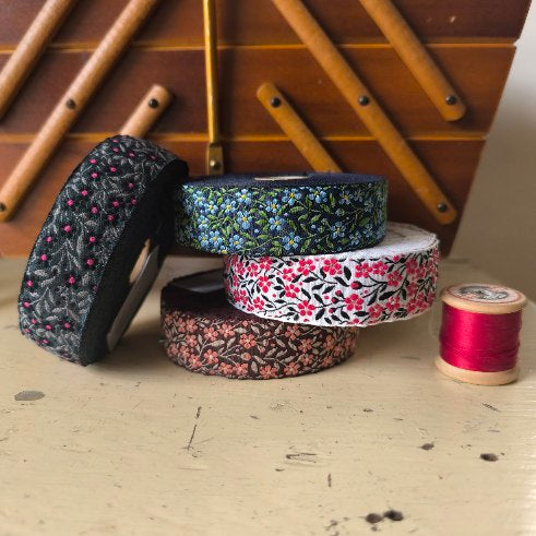 Kafka Forget-me-Not Ribbon 32mm wide - per 50cm length