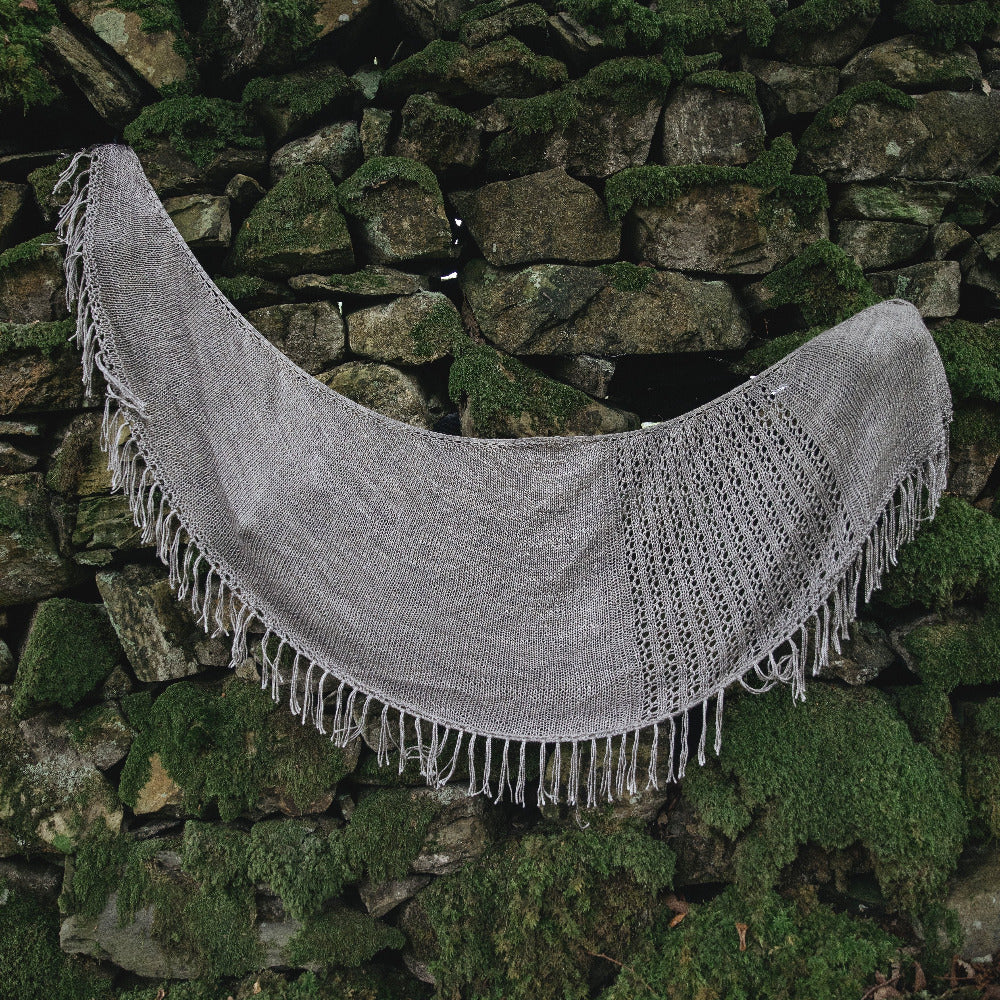 A Little Book of Moon-Inspired Shawls by Pauliina Kuunsola