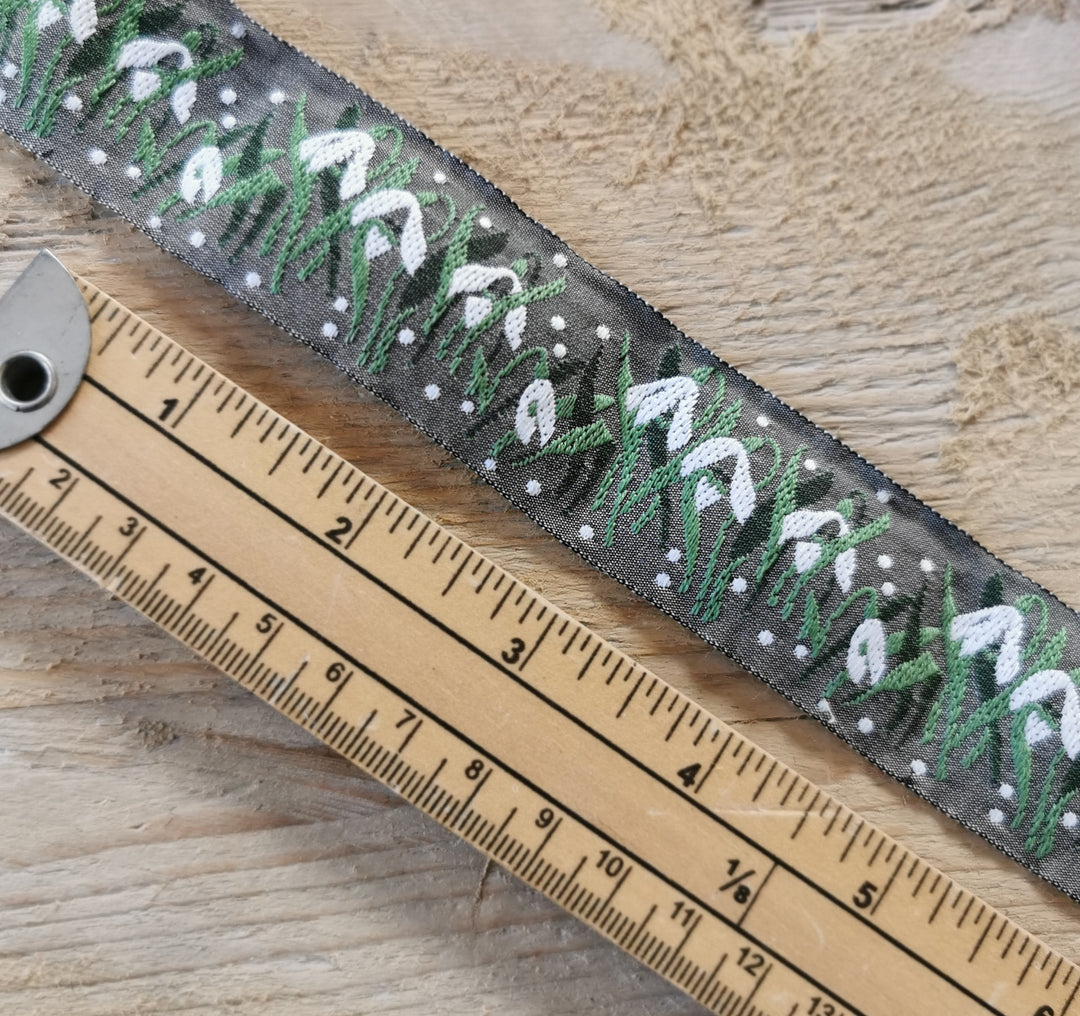 Kafka Snowdrop Ribbon 30mm wide - per 50cm length