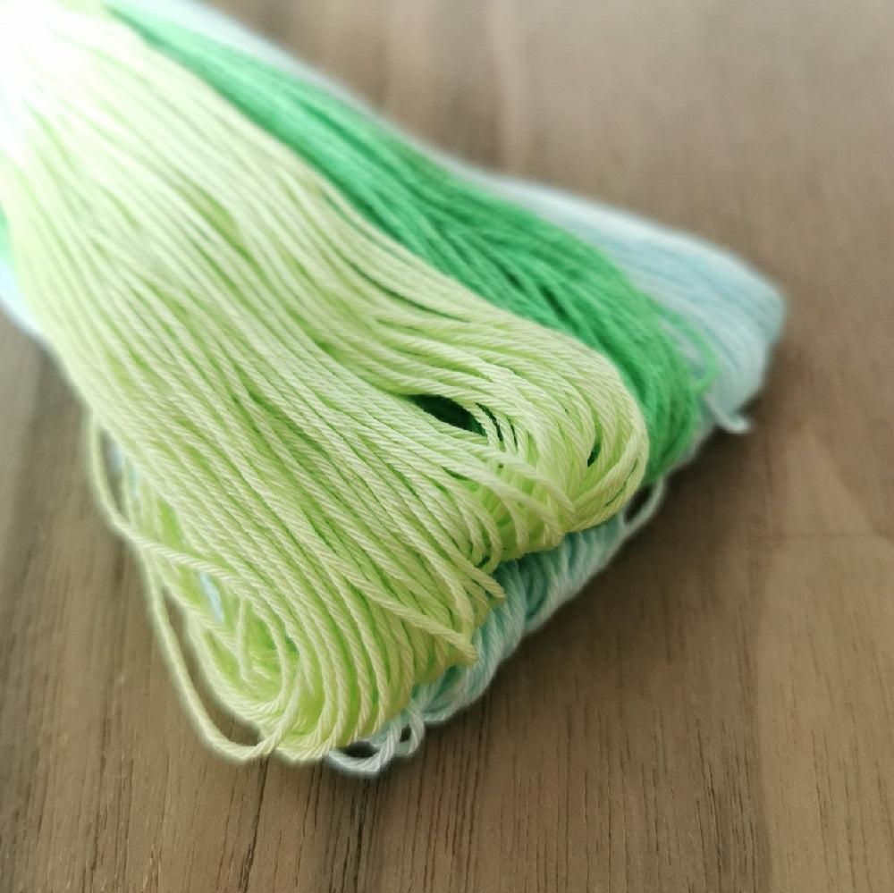 Daruma Yokota Sashiko Thread Thick - 100m skein variegated