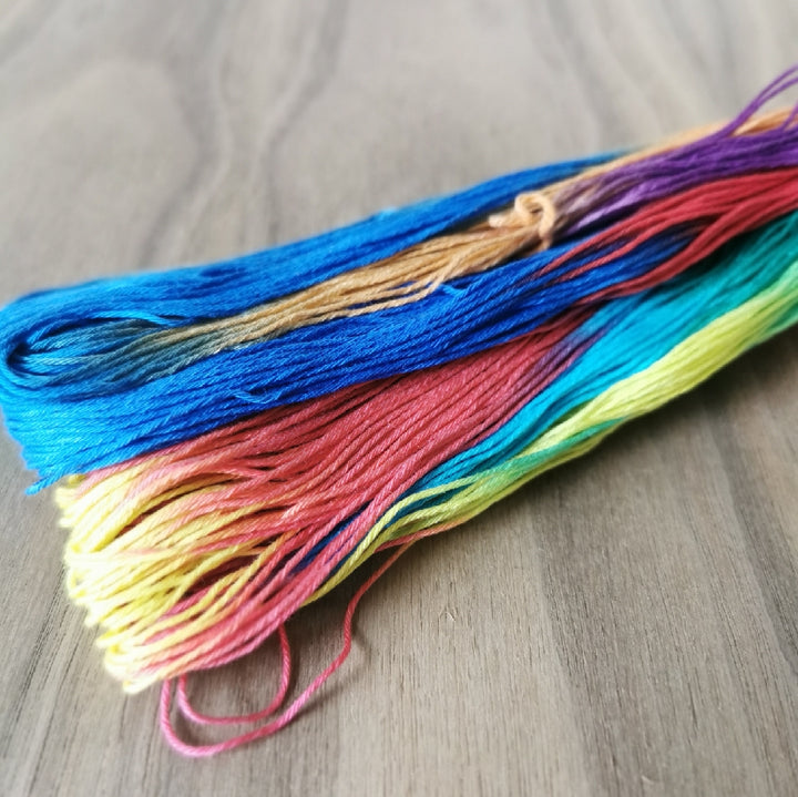 Daruma Yokota Sashiko Thread Thick - 100m skein variegated