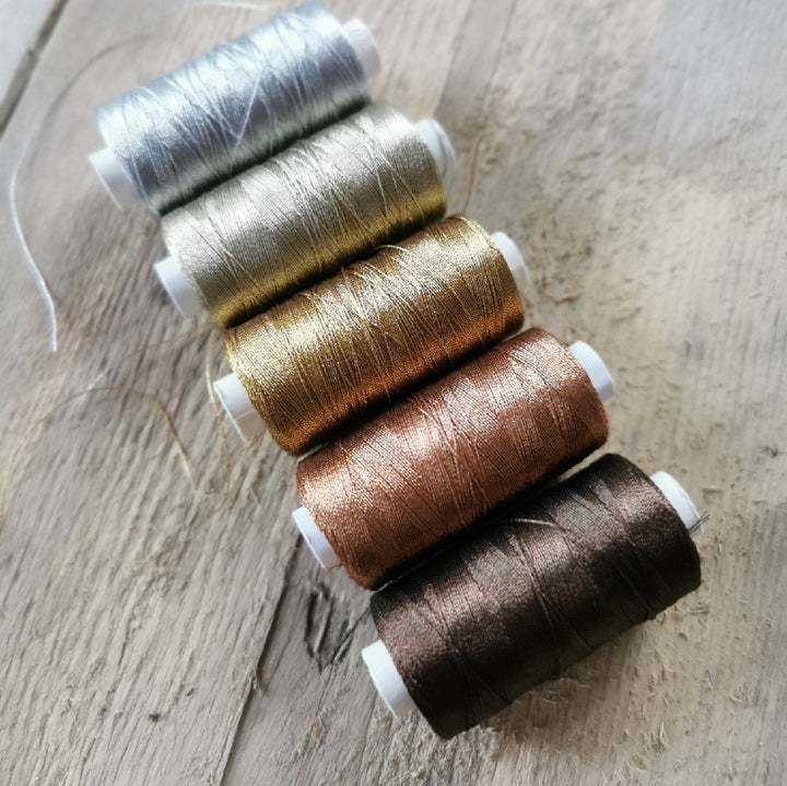 Sajou Metal Thread No 15