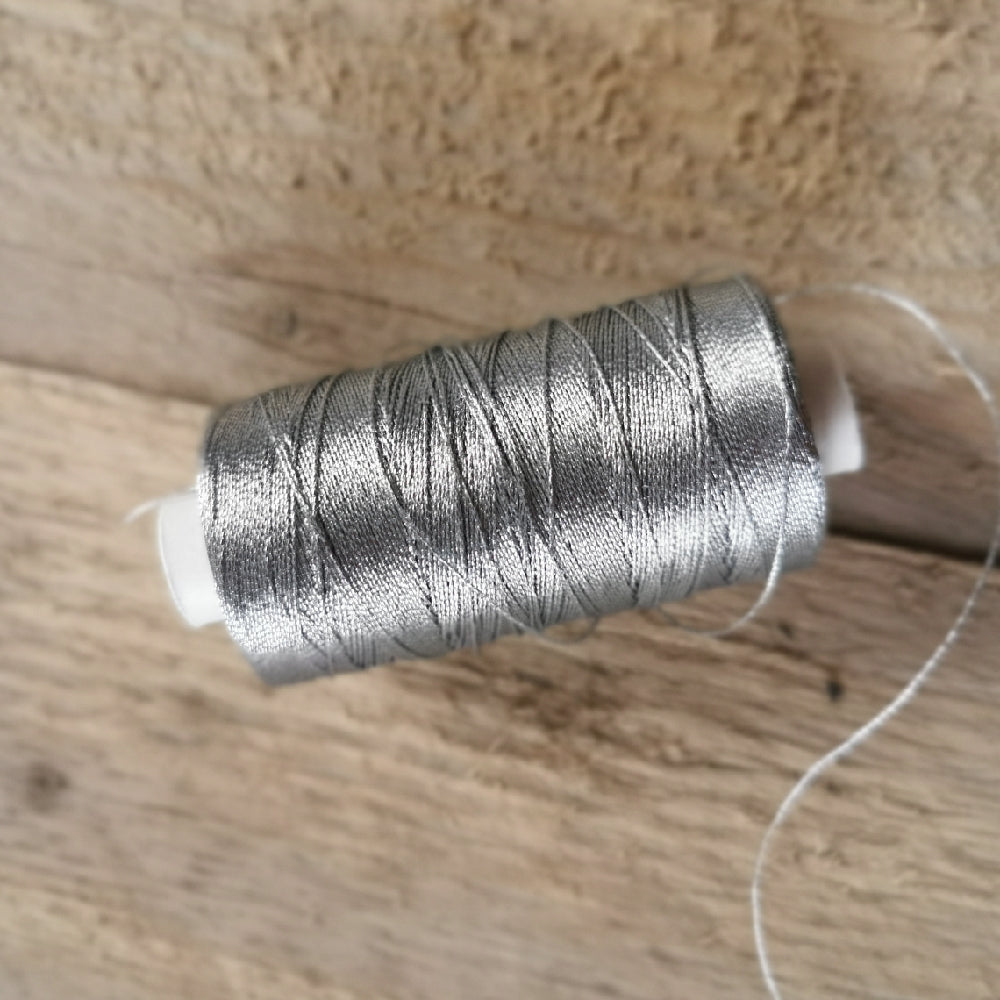 Sajou Metal Thread No 15