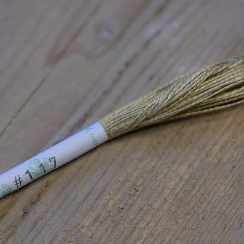 Studio Flax Linen Thread 14m skein - cream/beige