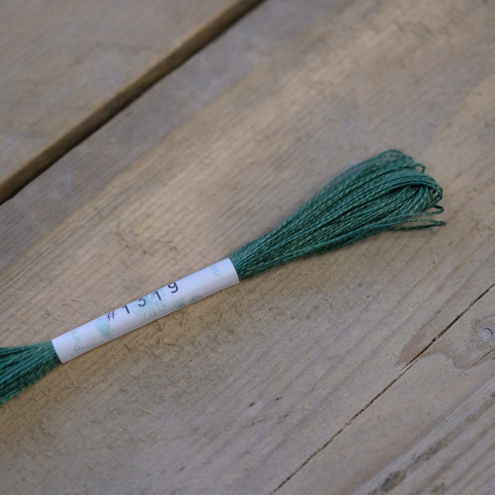 Studio Flax Linen Thread 14m skein - greens
