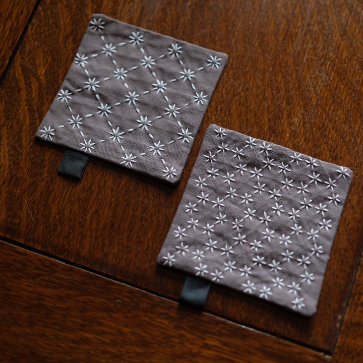 Cosmo Hidamari Sashiko Pair of Coasters Kit - Taupe (brown/grey)