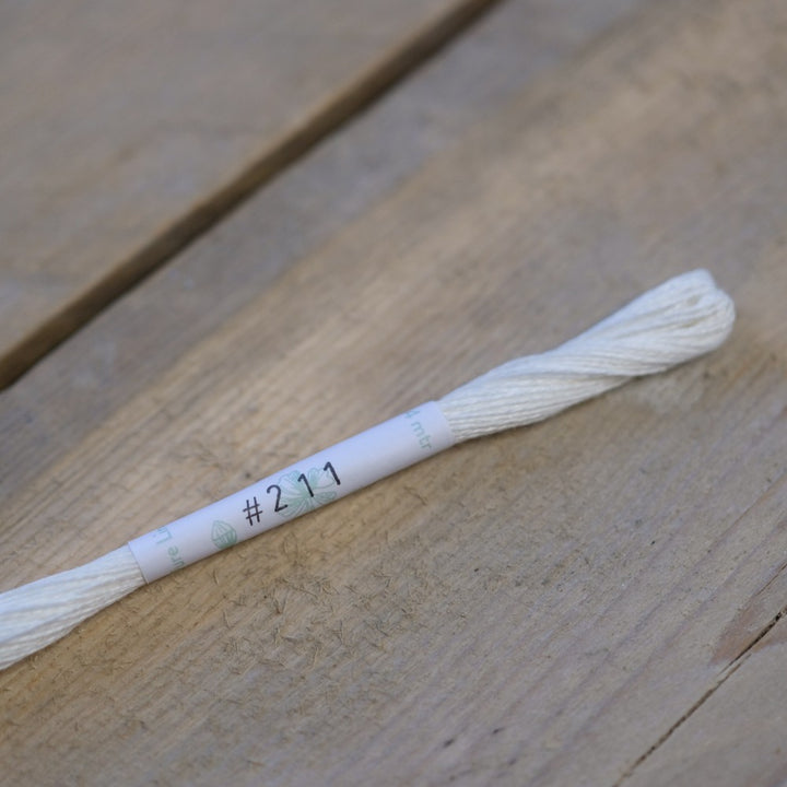 Studio Flax Linen Thread 14m skein - neutrals