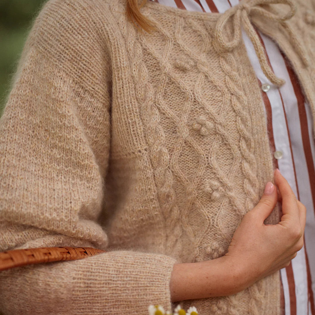 Laine Issue 29 - Damson