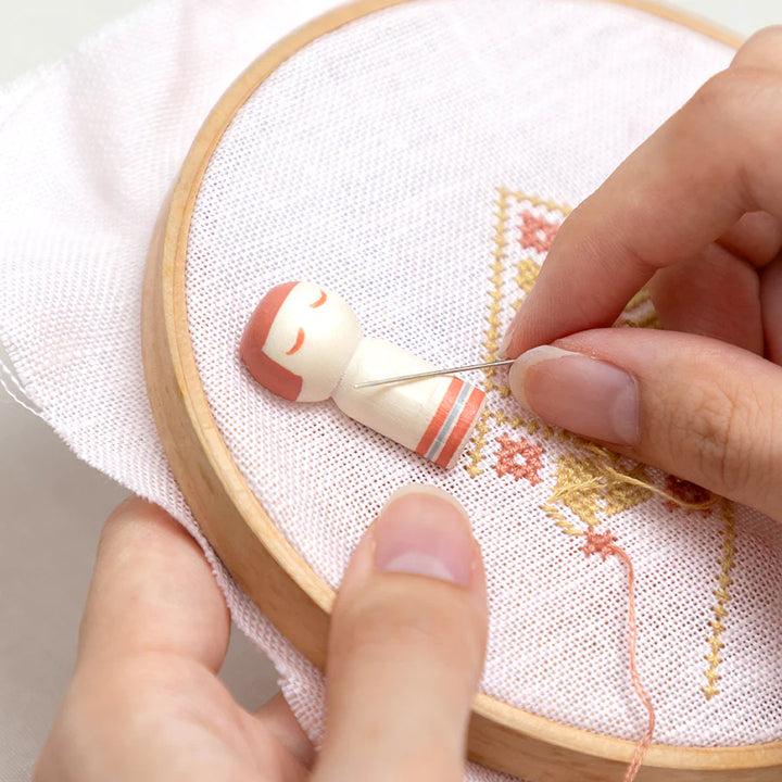 Cohana Needle Minder – Kokeshi Doll