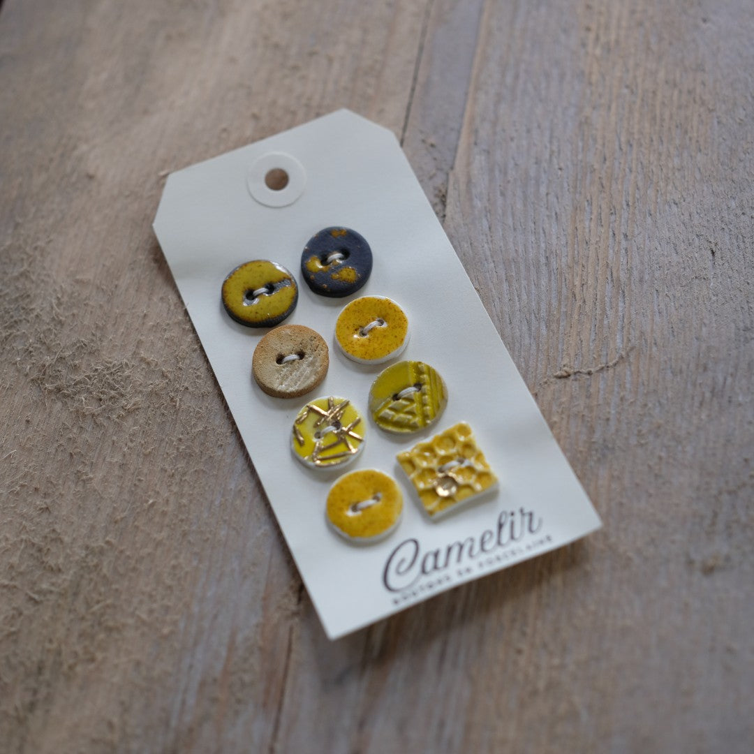 Camelir Ceramic Buttons - set of 8 'Arty' 18mm