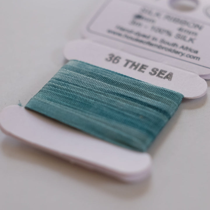 House of Embroidery Silk Ribbon 4mm - 3m card