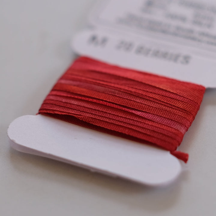 House of Embroidery Silk Ribbon 4mm - 3m card