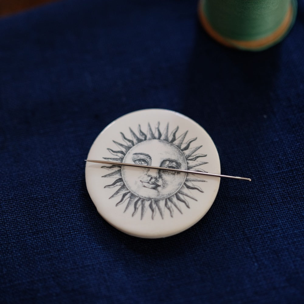 Ceramic Magnetic Needle Minder - Sun