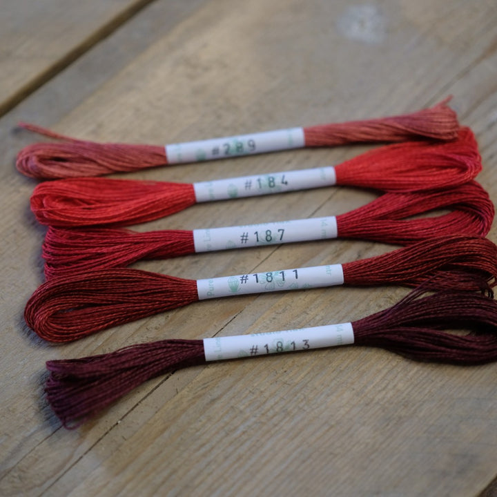 Studio Flax Linen Thread 14m skein - reds