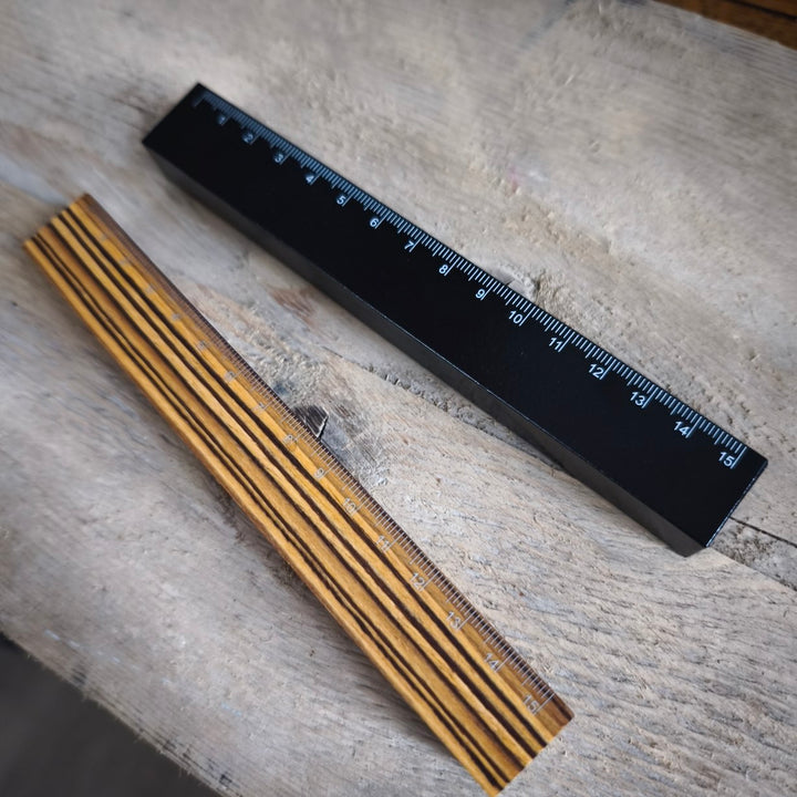 E+M Holz Duo ruler/sharpener