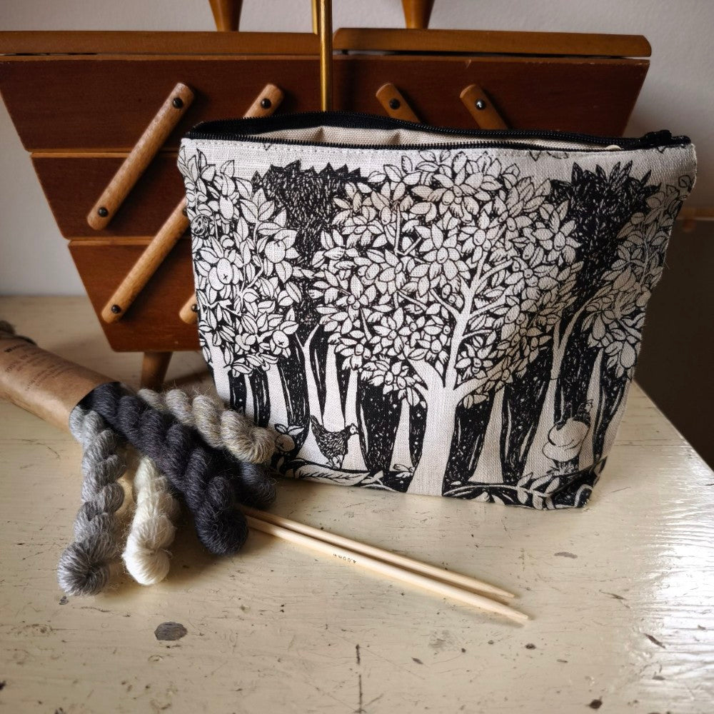 Jill Pargeter Linen Zip Pouch