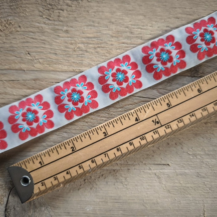 Kafka Retro Flower Ribbon 32 mm wide - per 50cm length
