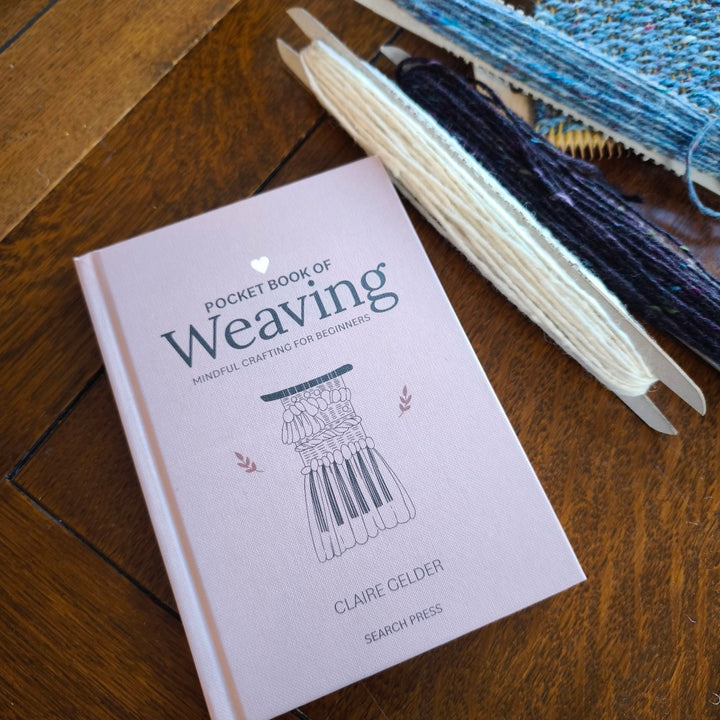 The Pocket Book of Weaving by Claire Gelder