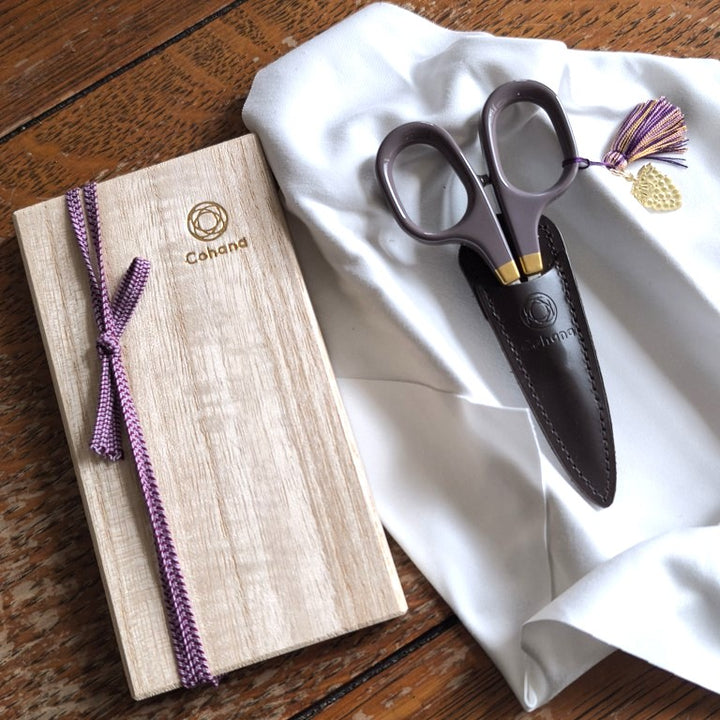 Cohana Lacquer Scissors Grape Edition