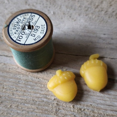 Beeswax Thread Conditioner