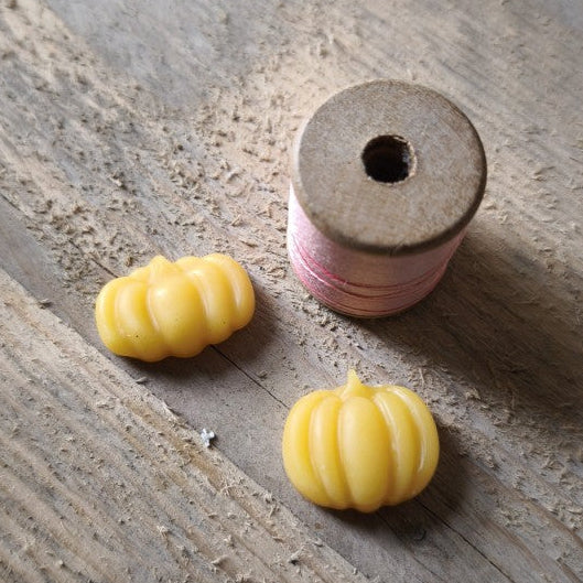 Beeswax Thread Conditioner