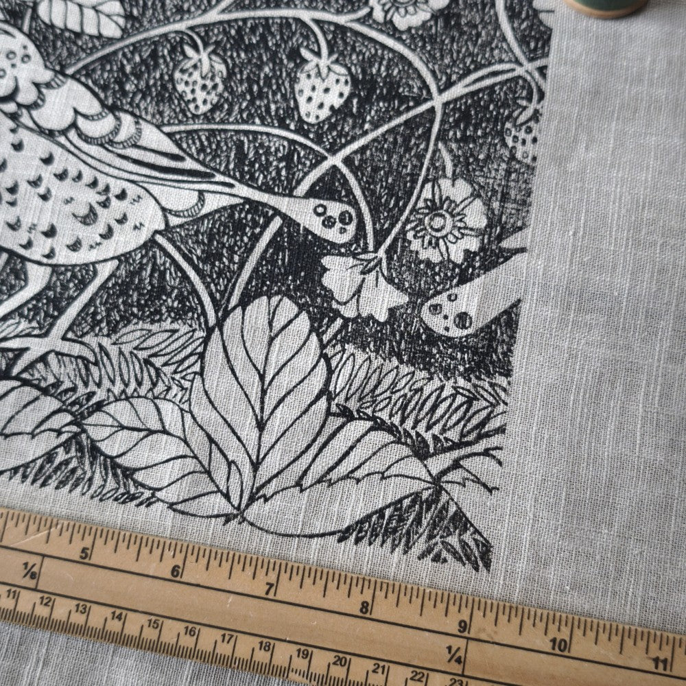 Jill Pargeter Linen Embroidery Cloth - Strawberry Thief
