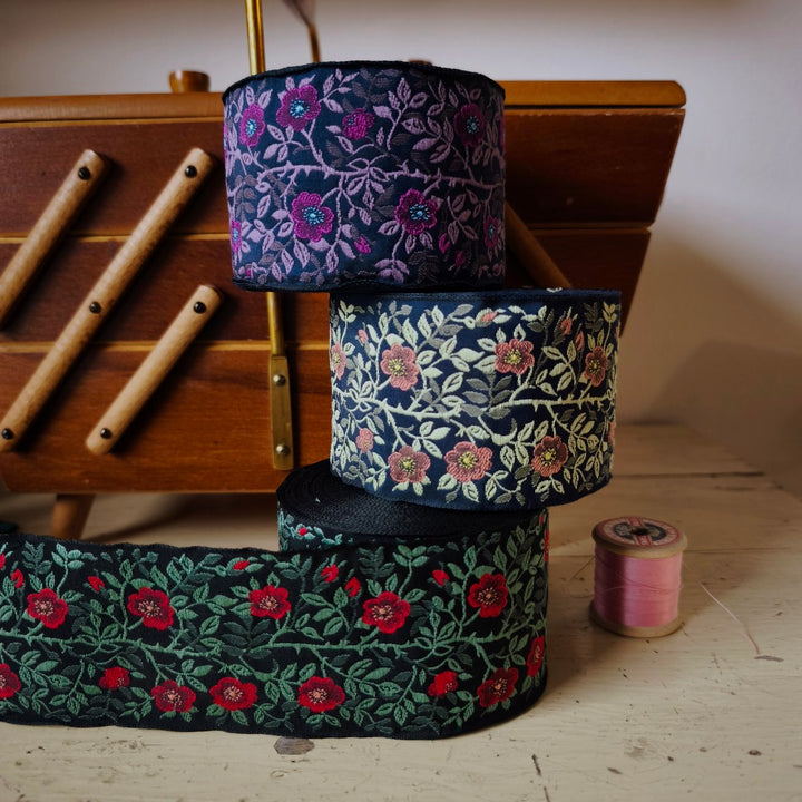 Kafka Dog Rose Ribbon 60mm wide - per 50 cm length