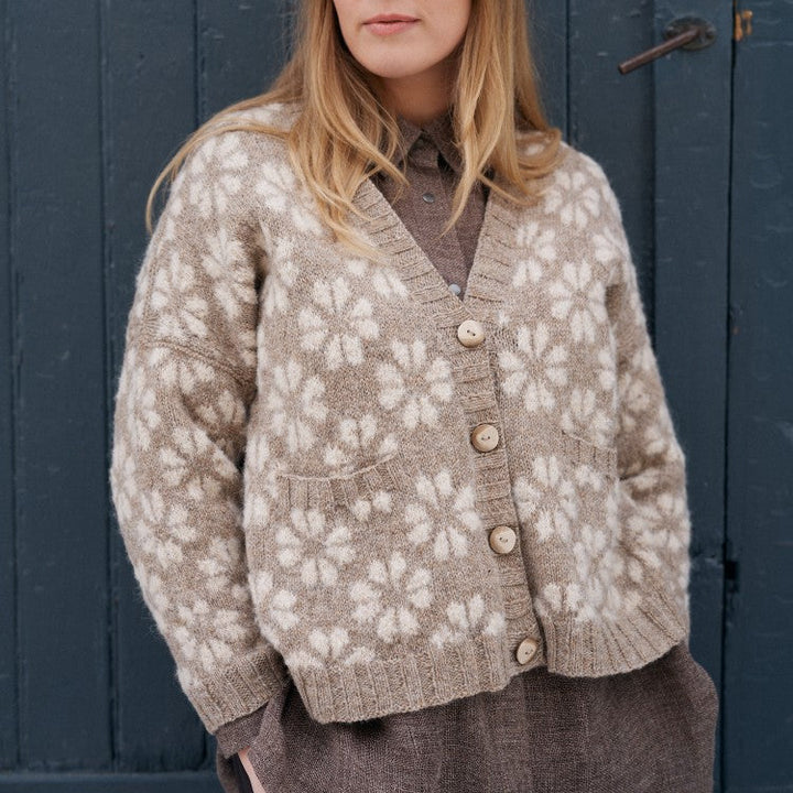 Laine Issue 31 - Lingering - pre-order for 12 Nov