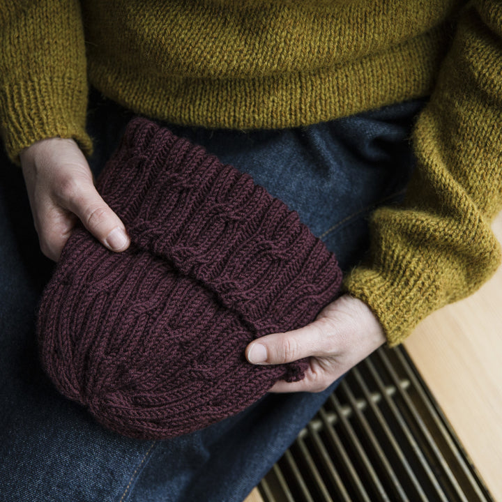 Entwined – Cables, Lace and Knitted Textures by Meiju Kallio