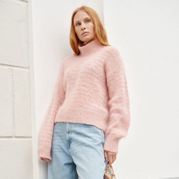 Nordic Chic: Knitting a Modern Wardrobe by Leeni Hoimela - pre-order for 15 Oct