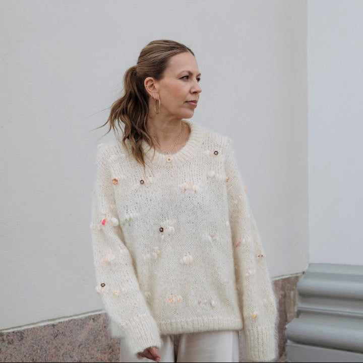 Nordic Chic: Knitting a Modern Wardrobe by Leeni Hoimela - pre-order for 15 Oct