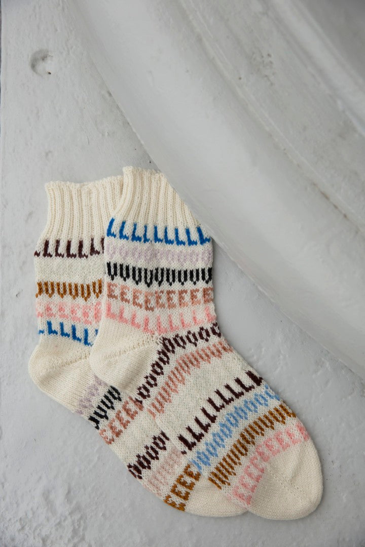 Nordic Chic: Knitting a Modern Wardrobe by Leeni Hoimela - pre-order for 15 Oct