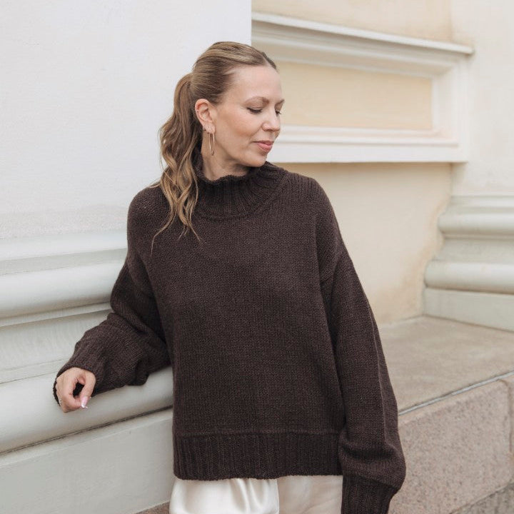 Nordic Chic: Knitting a Modern Wardrobe by Leeni Hoimela - pre-order for 15 Oct