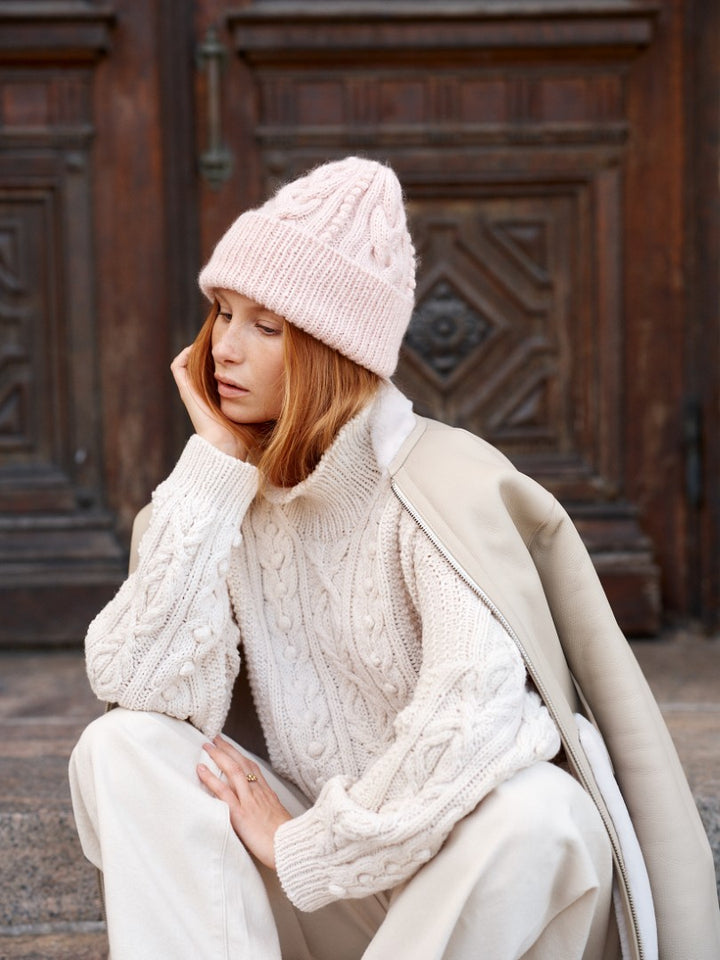 Nordic Chic: Knitting a Modern Wardrobe by Leeni Hoimela - pre-order for 15 Oct