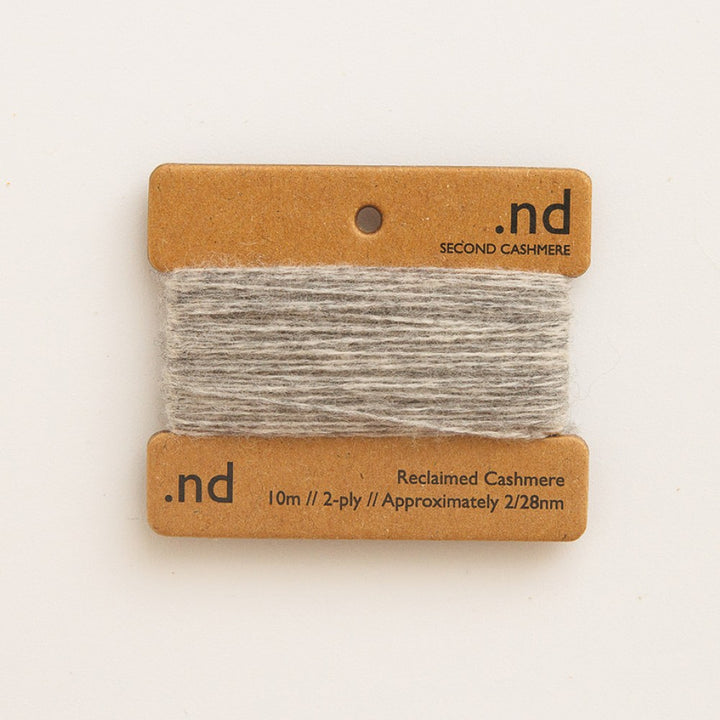 Second Cashmere Mending Yarn - 10m Card