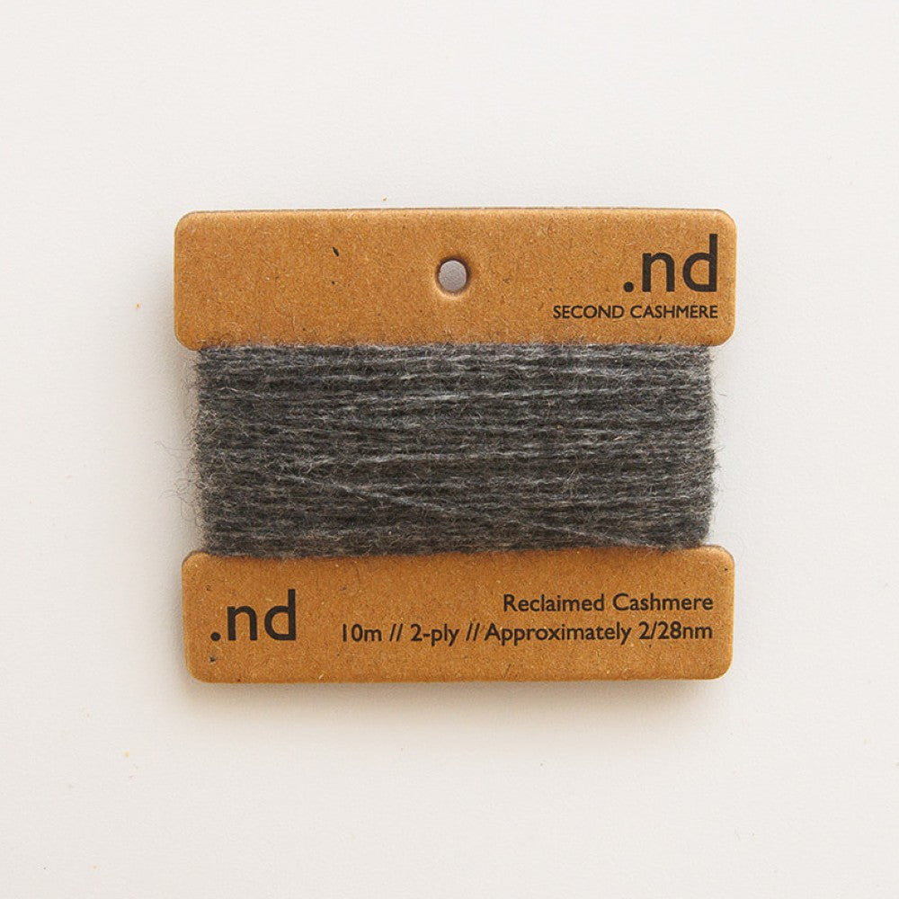 Second Cashmere Mending Yarn - 10m Card