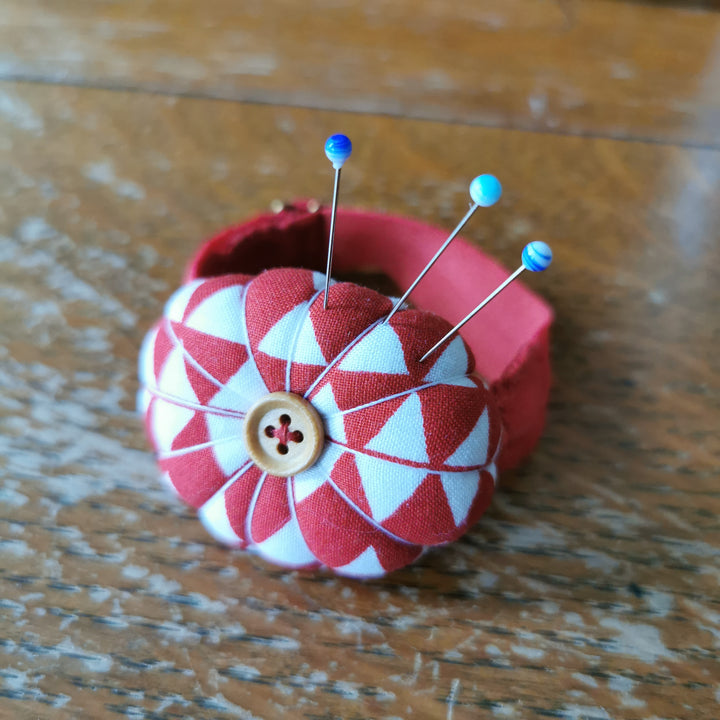 Mini Wrist Pincushion - red harlequin