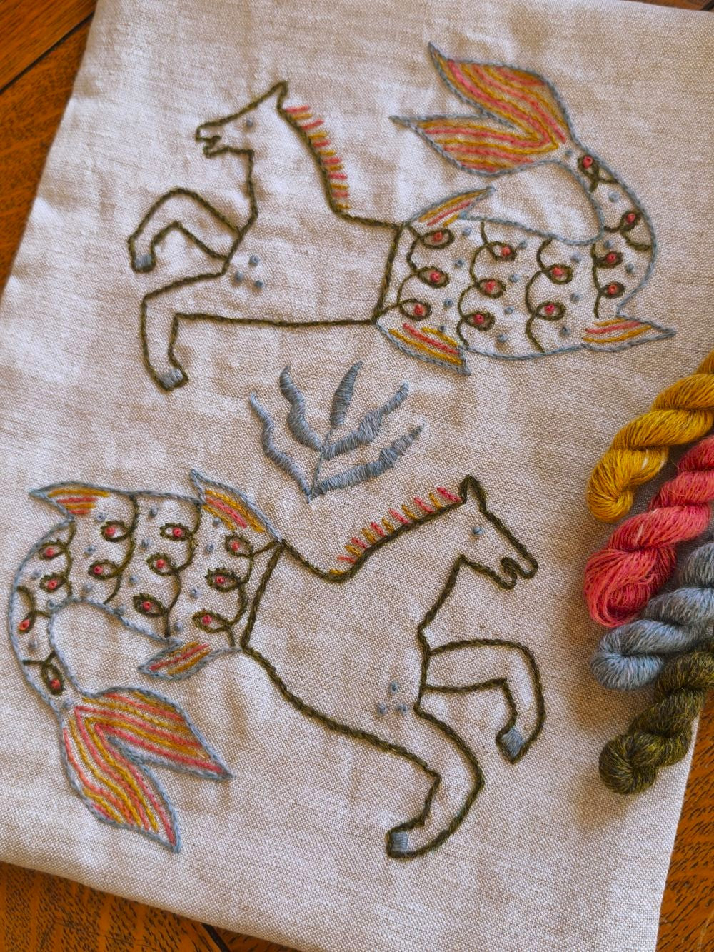 Hippocampus Embroidery Kit