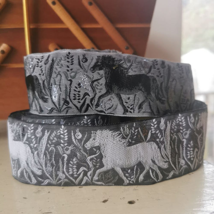 Kafka Horse Ribbon 50 mm wide - per 50 cm length