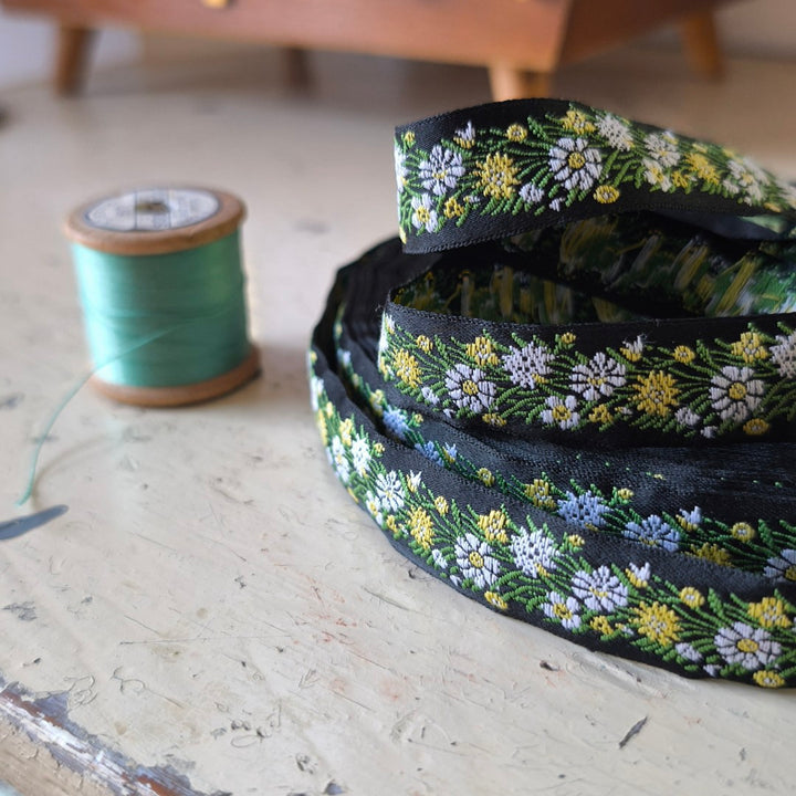 Kafka Narrow Meadow Ribbon 18mm wide - per 1m length