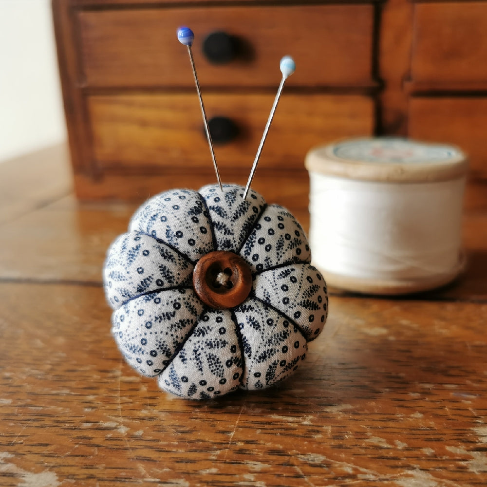 Mini Pincushion Ring