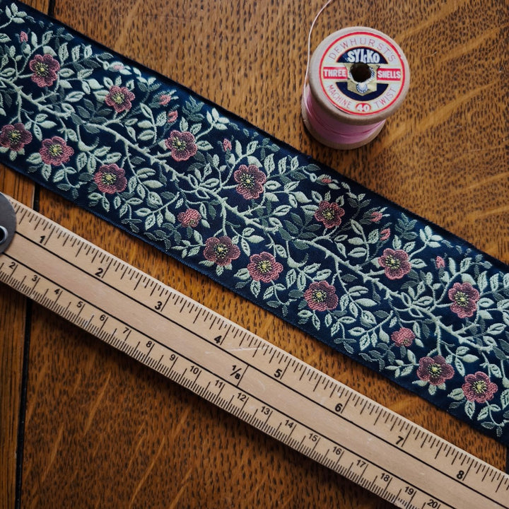 Kafka Dog Rose Ribbon 60mm wide - per 50 cm length