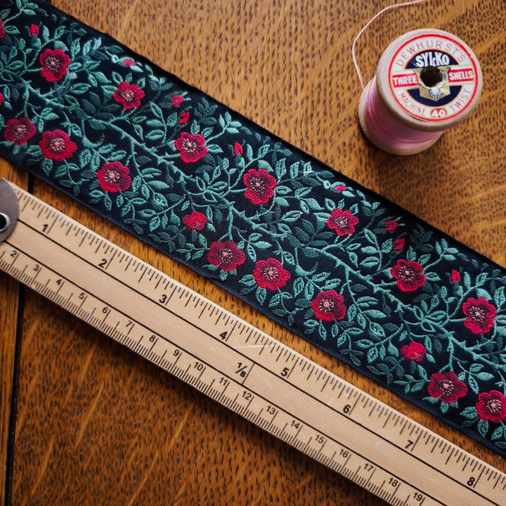Kafka Dog Rose Ribbon 60mm wide - per 50 cm length