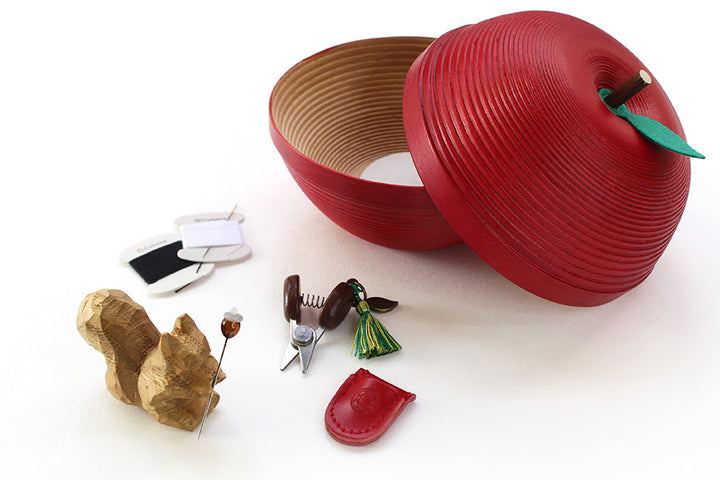 Cohana Wooden Apple Box and Squirrel Set with Mini Snips